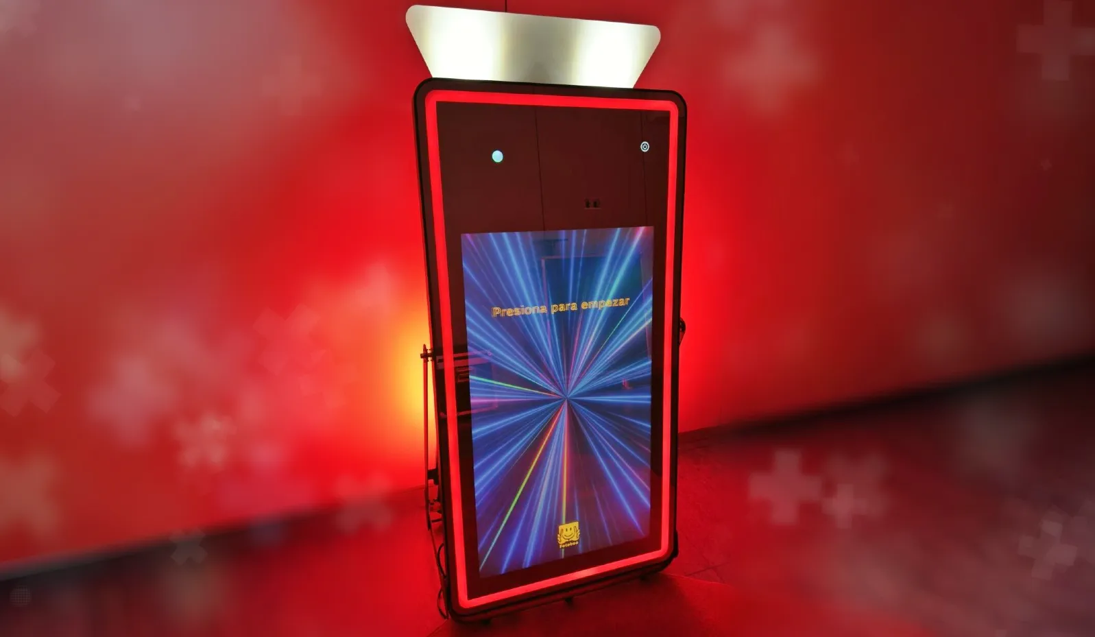 Fotomatón Black Mirror para eventos exclusivos con tecnología interactiva y diseño elegante. Ideal eventos corporativos, eventos empresariales, empresas y activaciones de marca.