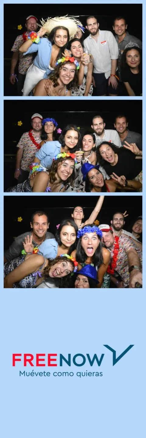 Tira de fotos de fotomatón de 5x15 cm de un evento de empresa