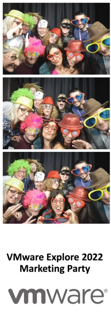 Fotoboo fotomatón para eventos en Barcelona, fiestas privadas, ferias y empresas, fotomatón con IA, videomatón 360 y espejo mágico.