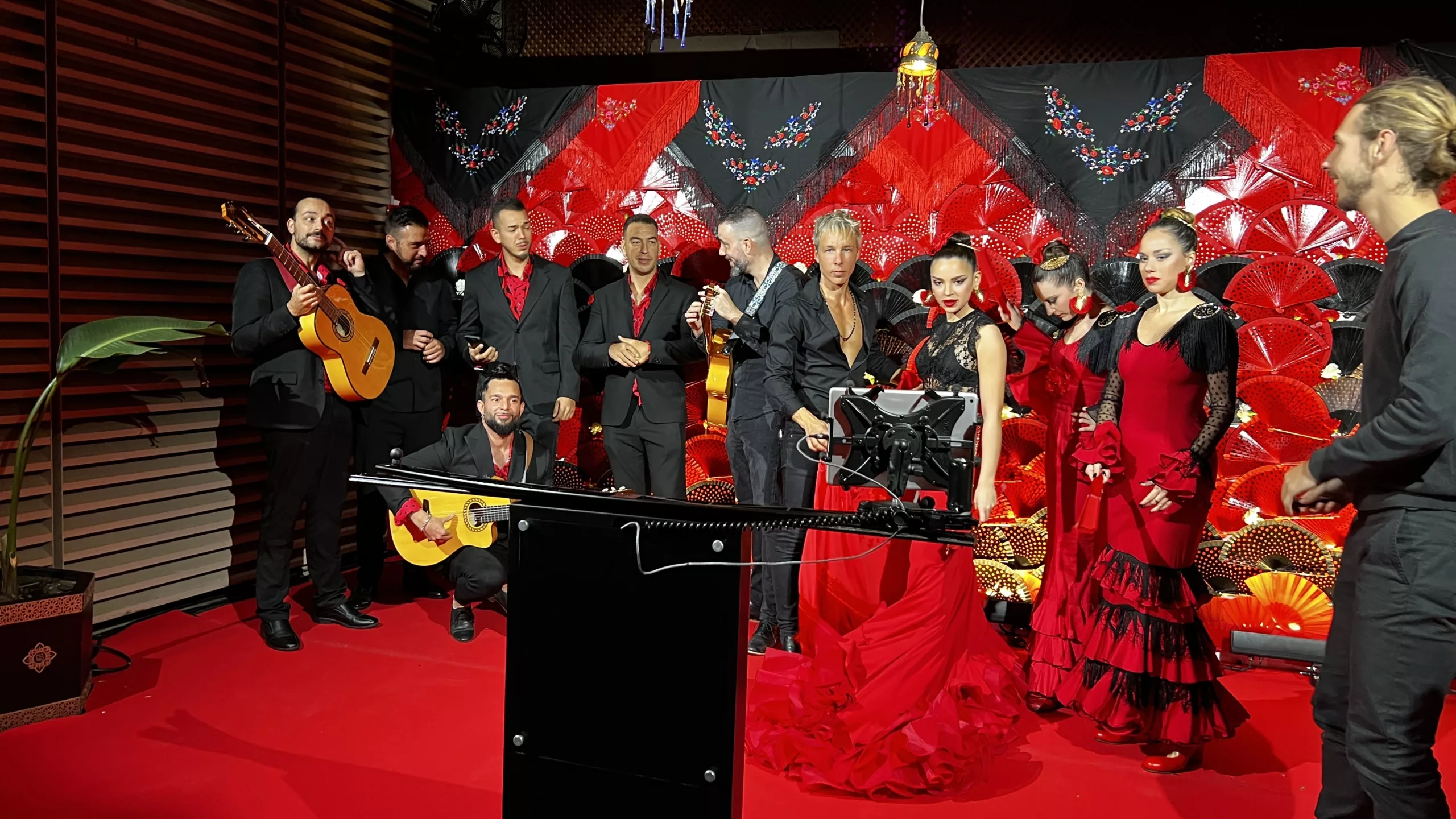 Boomerang en un evento de empresa con alfombra roja