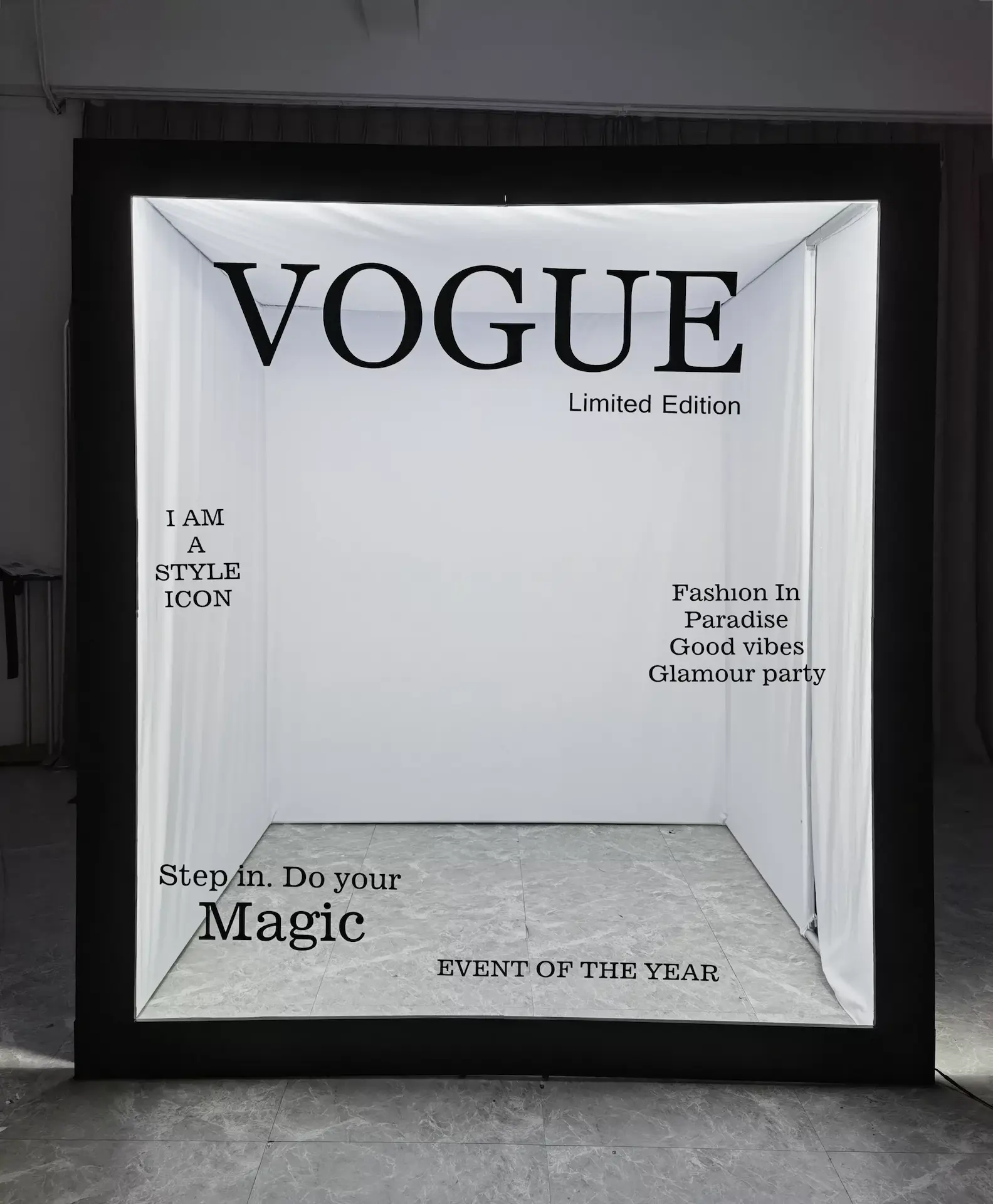 Caja Vogue con portada de revista y luz LED