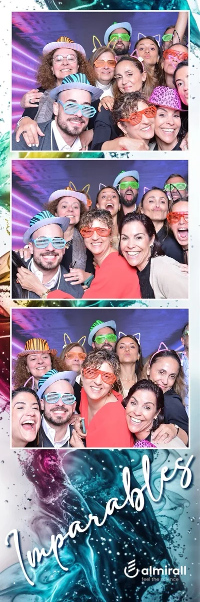 Tira de fotos del Fotomatón Modern con diseño personalizado de una convención de empresa